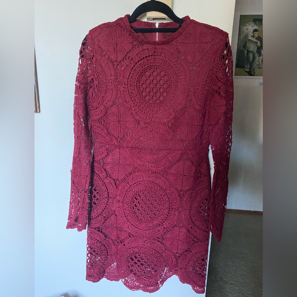 Fashion Nova Lace Dress size M